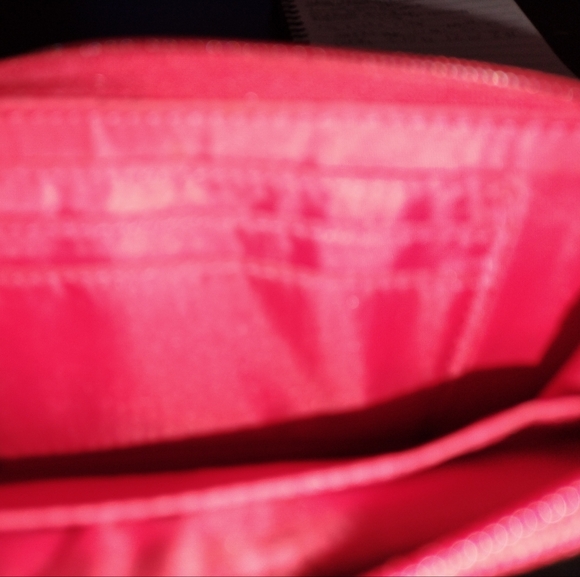 Red Leather Coach Small Wristlet - Picture 3 of 8